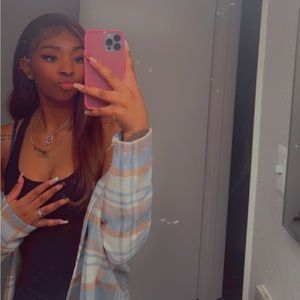 Meet your Posher, Shawnacy